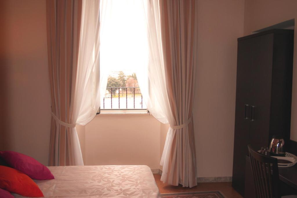 Laterani Suite Rome Ruang foto