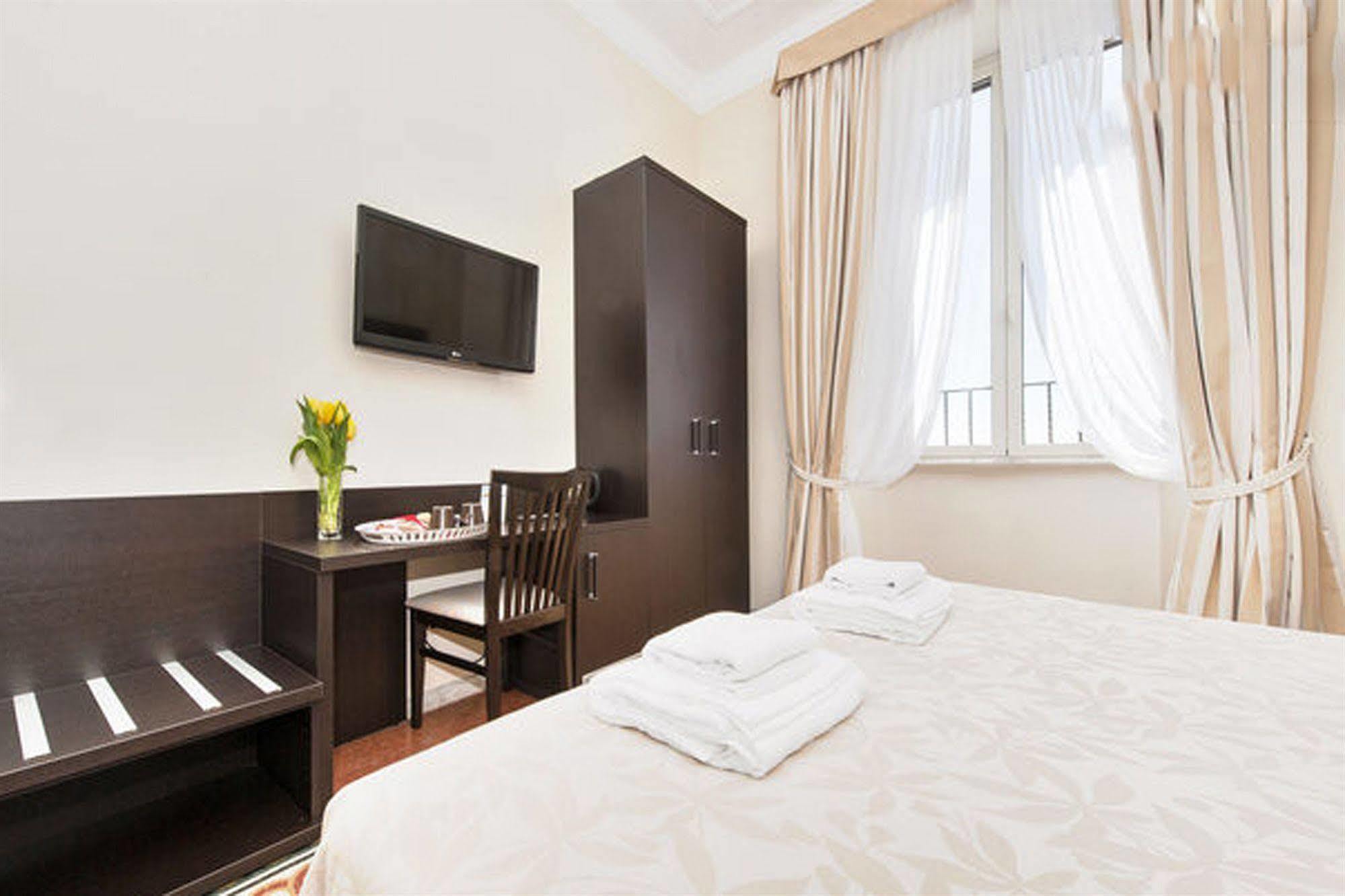 Laterani Suite Rome Bagian luar foto