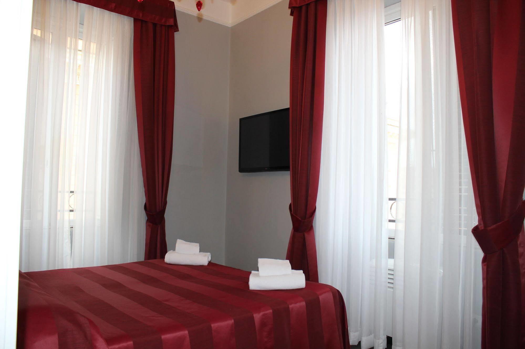 Laterani Suite Rome Bagian luar foto